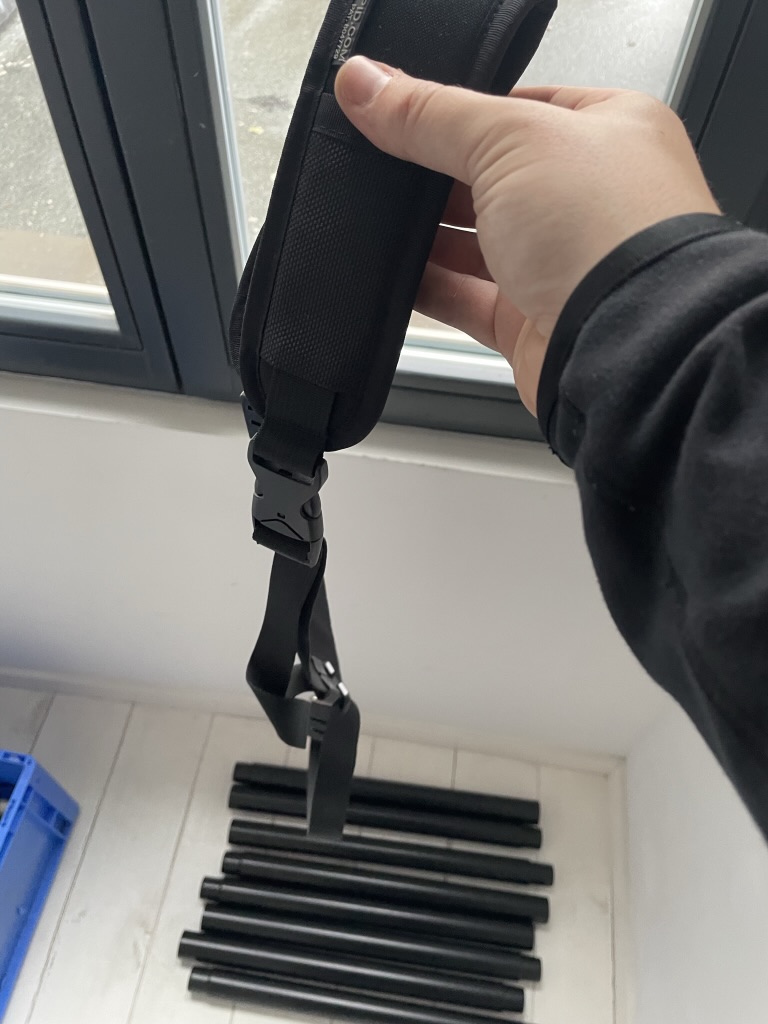 Blackrapid1